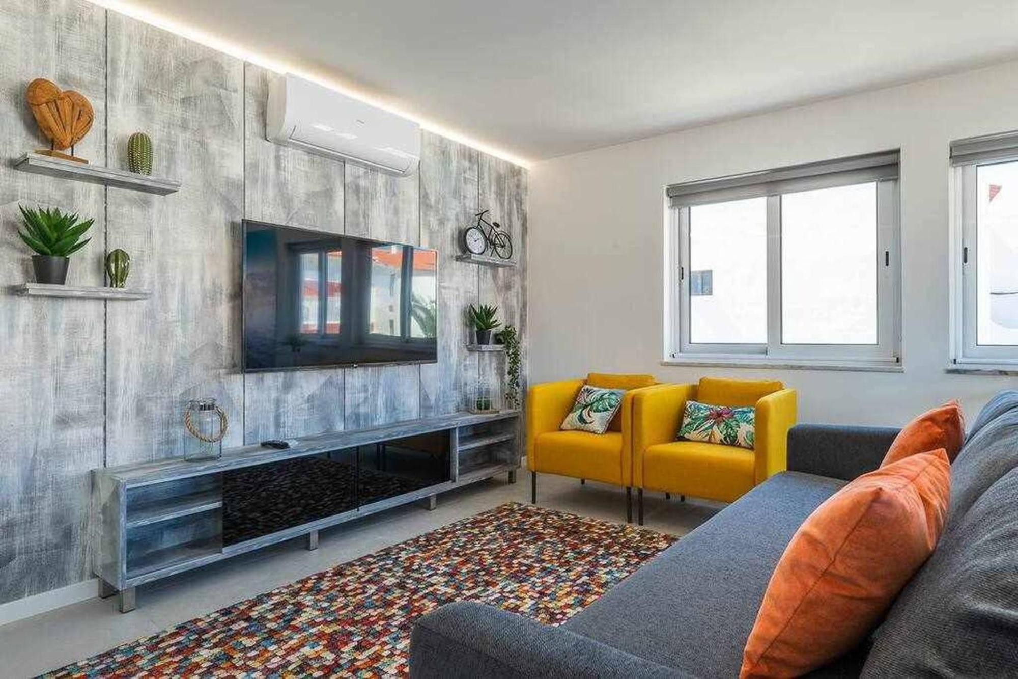 Central Town 2-Bedroom Apartment อัลบูเฟรา ภายนอก รูปภาพ